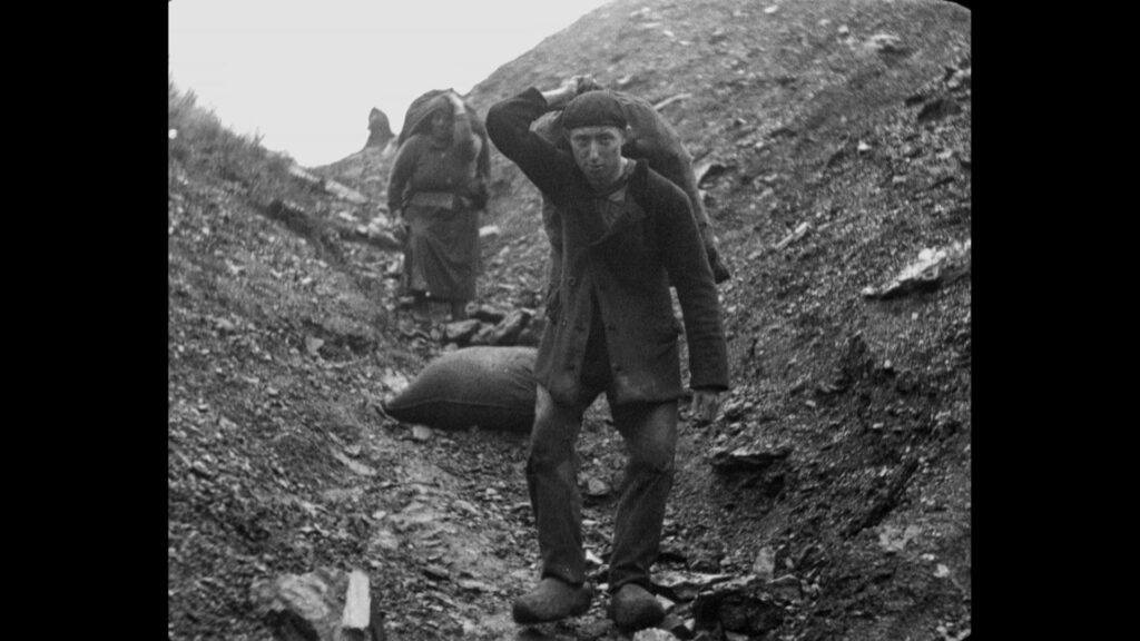08.30_Misere-au-Borinage_©Cinematek_43-1024x576 Joris Ivens'in Kamerasından Direniş ve Sanat