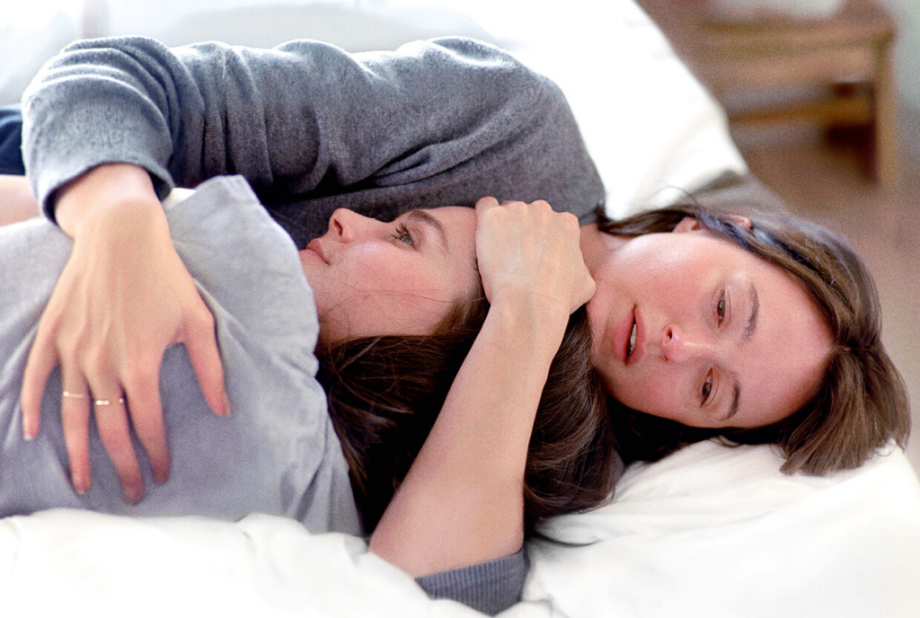 IMG_1711-1024x688 Manevi Değer (Sentimental Value) – Aile, Sanat ve Affetmenin Zarif Portresi