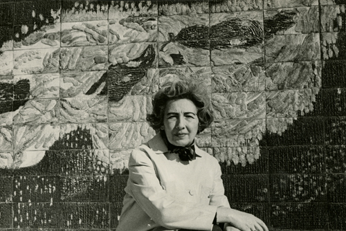 128818 Türkiye'de Sanat-Mimari İşbirliğinde Kent Panoları