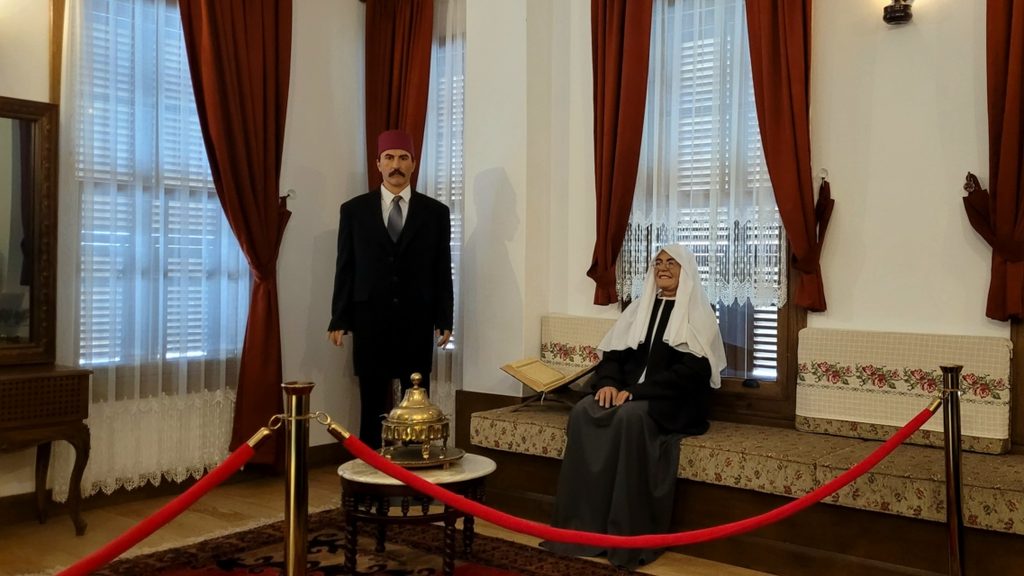 Buyukcekmece_Ataturk_Devrimleri_Muzesi6-1024x576 Selanik’teki Pembe Ev’den Günümüze: Büyükçekmece Atatürk Devrimleri Müzesi