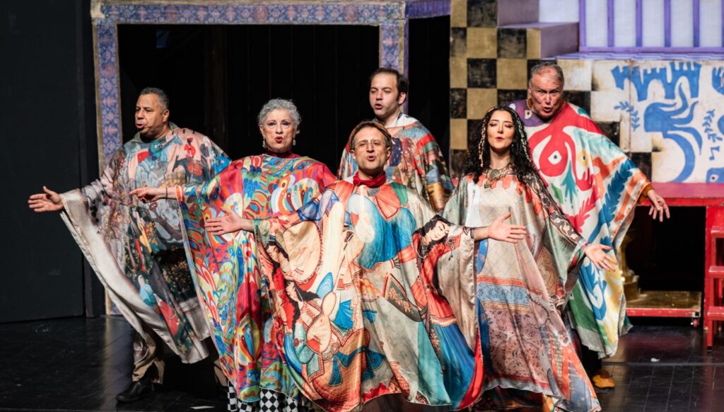 sahlar_da-vururlar-1024x582 Şahları da Vururlar: Ses 1885’te Geçmişten Günümüze Bir Hiciv